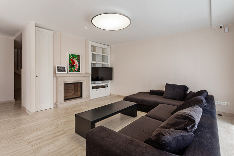House for sale Lloret de Mar, Girona, Spain 6 bedrooms, 440 sq.m. No. 56914 - photo 7