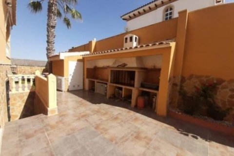 Villa till salu Torrevieja, Alicante, Spanien 6 sovrum, 350 kvm. Nr. 115372 - foto 17