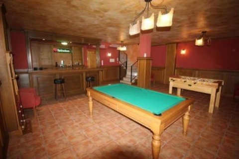 Villa till salu Torrevieja, Alicante, Spanien 6 sovrum, 350 kvm. Nr. 115372 - foto 9