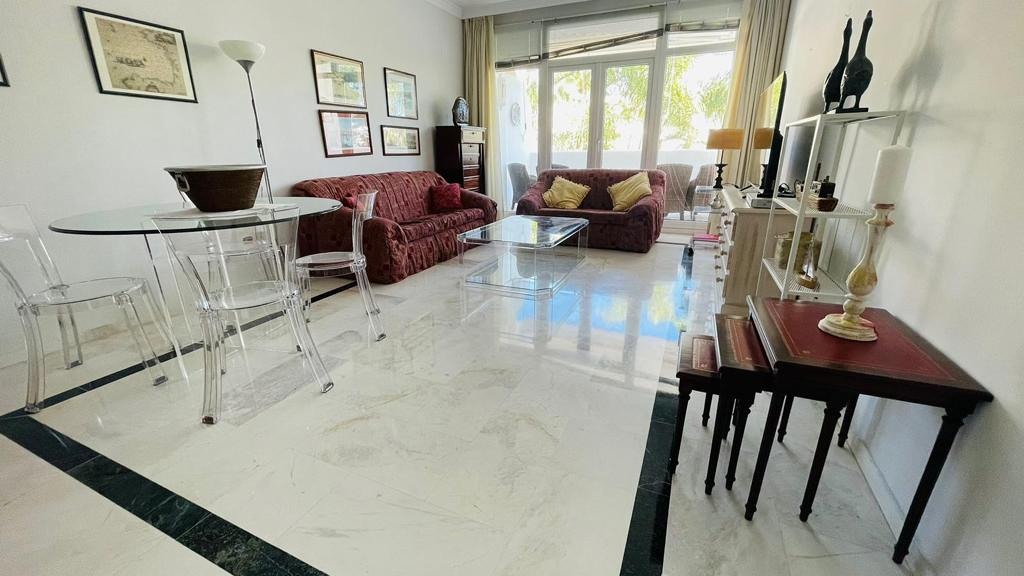 Lägenhet i Marbella, Malaga, Spanien 3 sovrum, 115 kvm. Nr. 93035