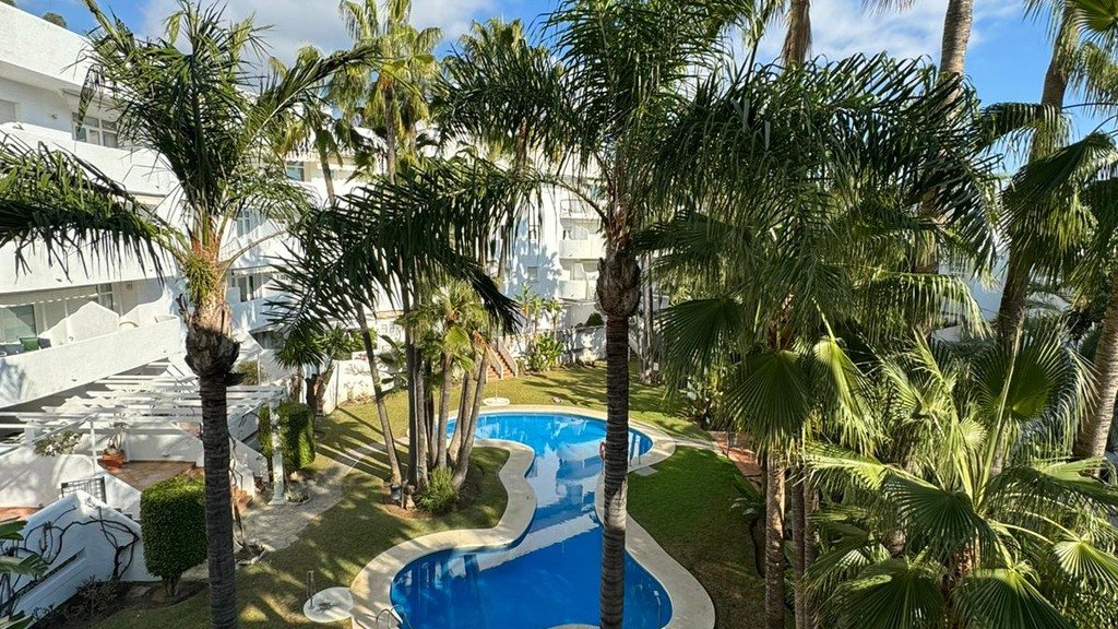 Lägenhet i Marbella, Malaga, Spanien 3 sovrum, 115 kvm. Nr. 93035