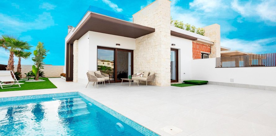Villa en Vistabella, Alicante, España 2 dormitorios, 73 m2 No. 112643