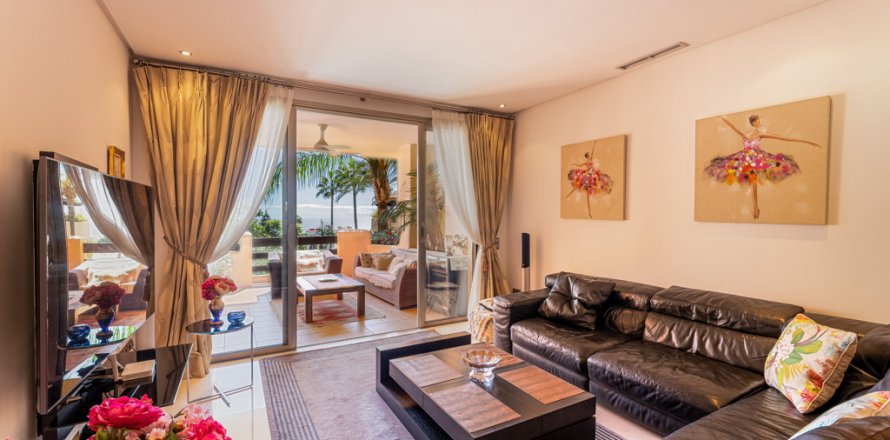 Квартира Марбелья, Малага, Испания 3 спальни, 227м2 №107766