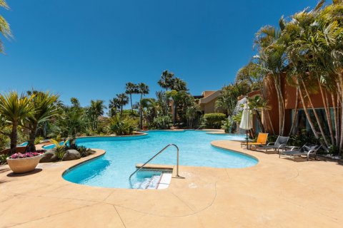 Продажа квартиры Марбелья, Малага, Испания 3 спальни, 227м2 №107766 - фото 21