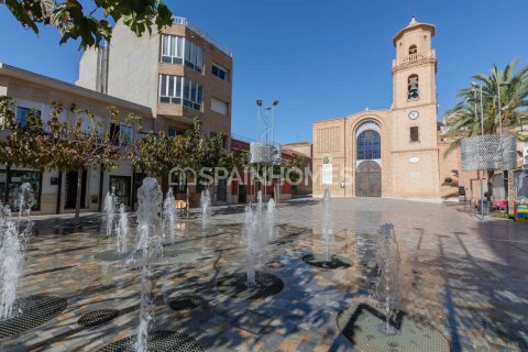 Villa for sale Pilar de la Horadada, Alicante, Spain 3 bedrooms, 190 sq.m. No. 83609 - photo 19