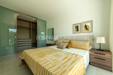 Villa en venta en Pilar de la Horadada, Alicante, España 3 dormitorios, 190 m2 No. 83609 - foto 24