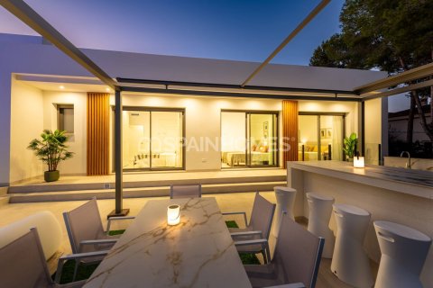 Villa en venta en Pilar de la Horadada, Alicante, España 3 dormitorios, 190 m2 No. 83609 - foto 15