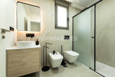 Villa en venta en Pilar de la Horadada, Alicante, España 3 dormitorios, 190 m2 No. 83609 - foto 28