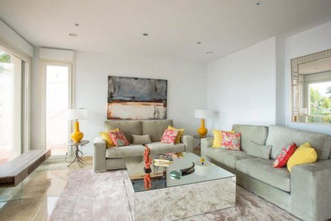 Продажа виллы в Морайра, Аликанте, Испания 4 спальни, 559м2 №118955 - фото 6