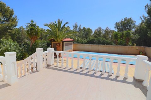 Продажа виллы в Ла Нусия, Аликанте, Испания 4 спальни, 215м2 №118959 - фото 23