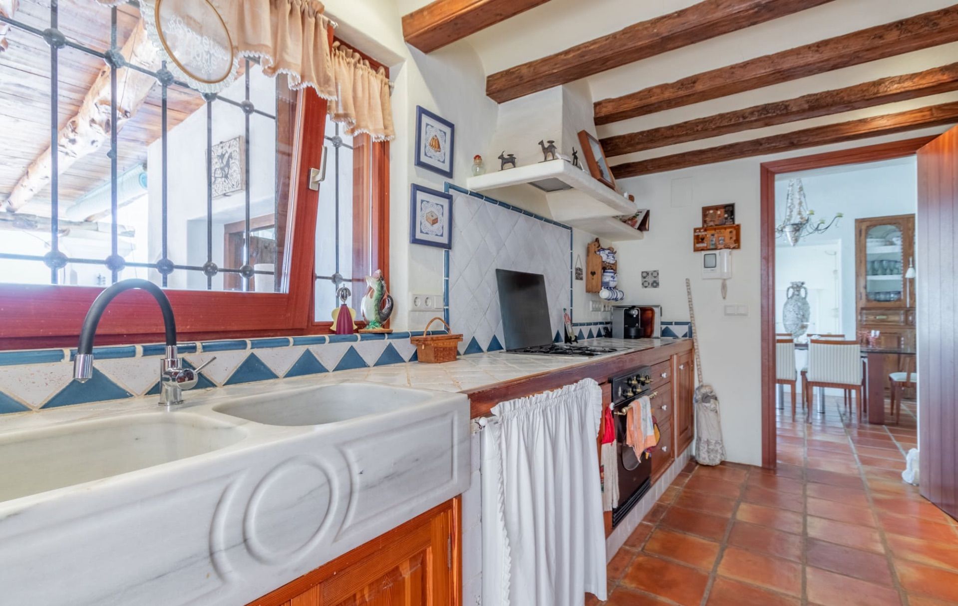 Willa w Moraira, Alicante, Hiszpania 5 sypialni, 530 mkw. nr 95633