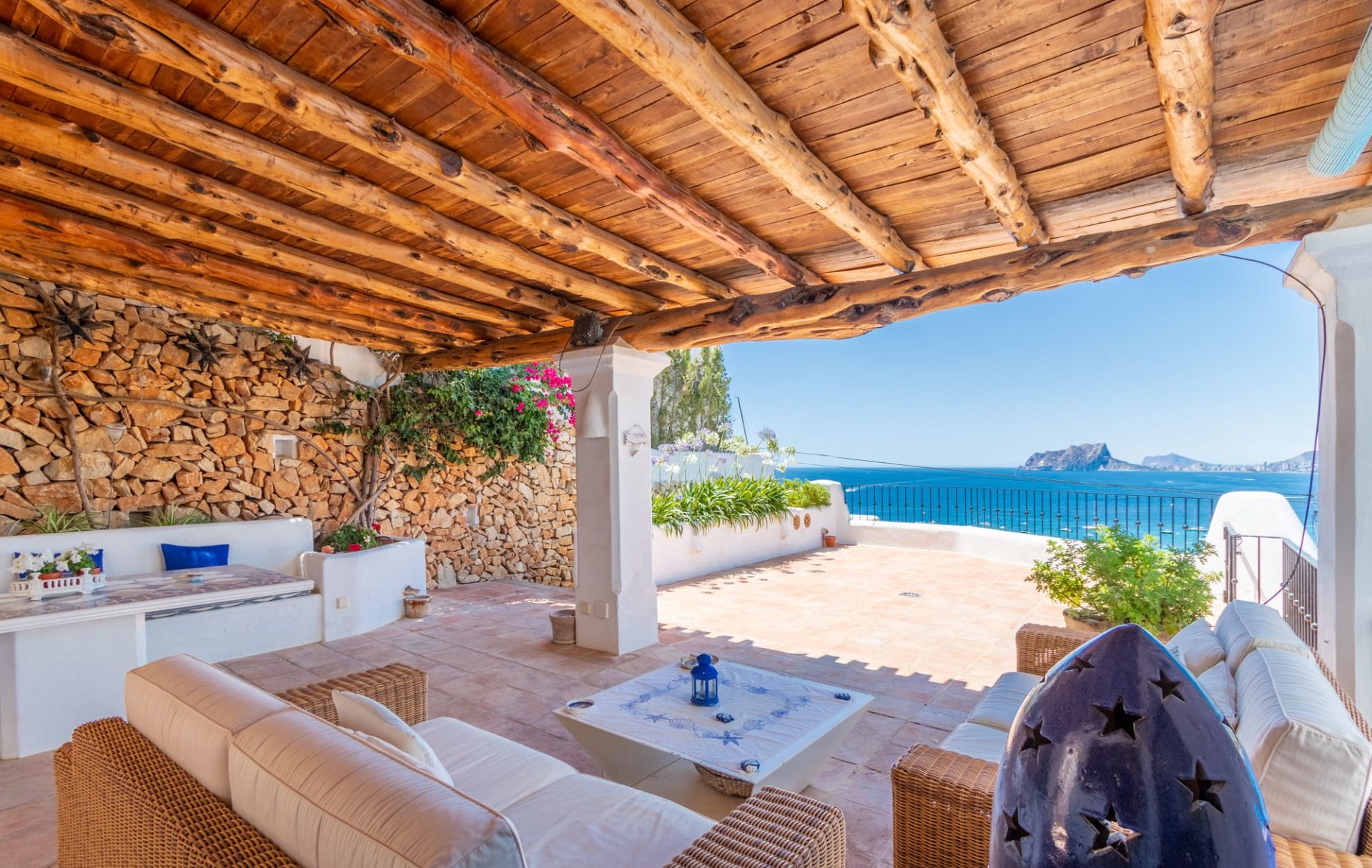 Willa w Moraira, Alicante, Hiszpania 5 sypialni, 530 mkw. nr 95633