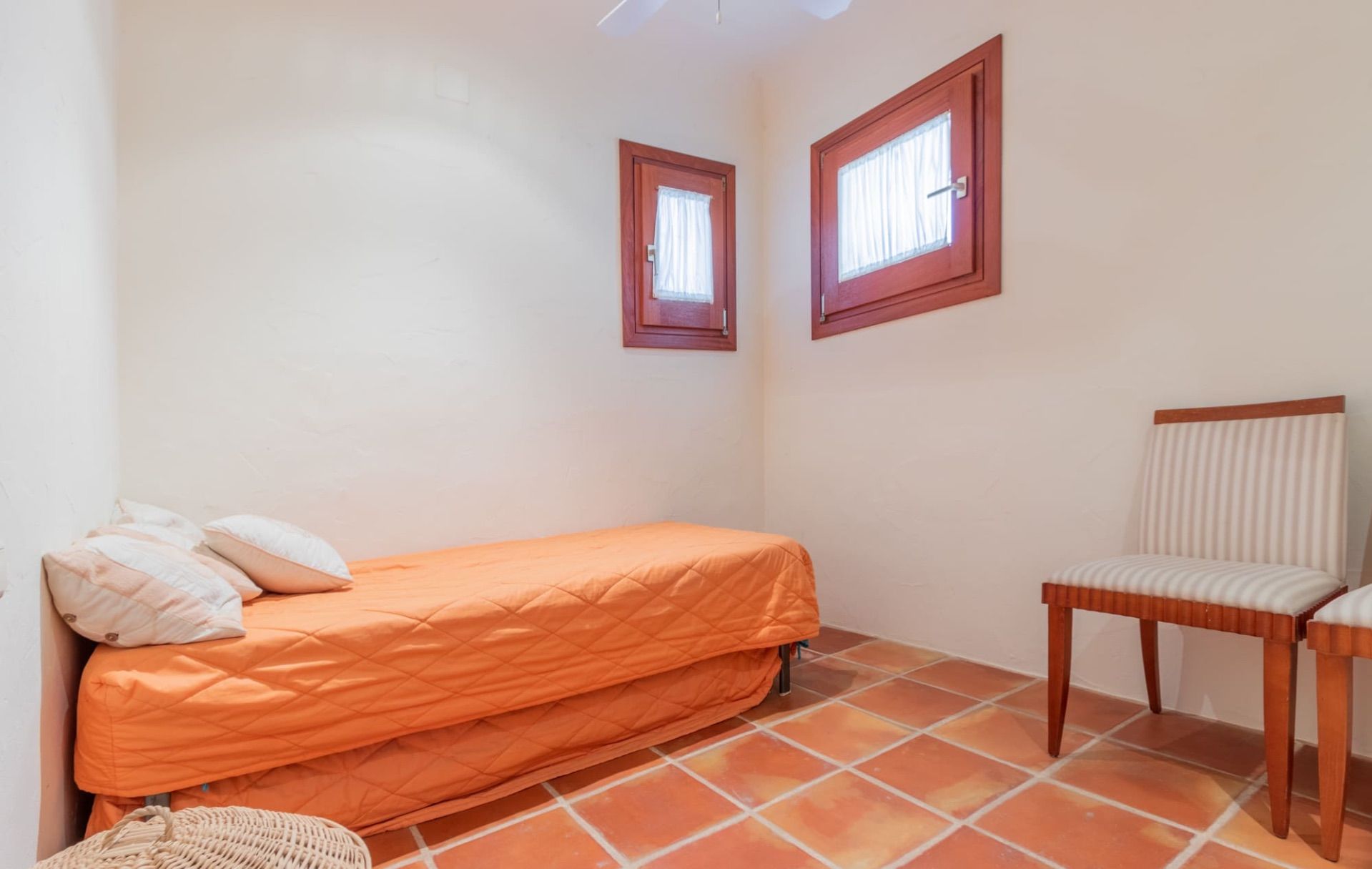 Willa w Moraira, Alicante, Hiszpania 5 sypialni, 530 mkw. nr 95633