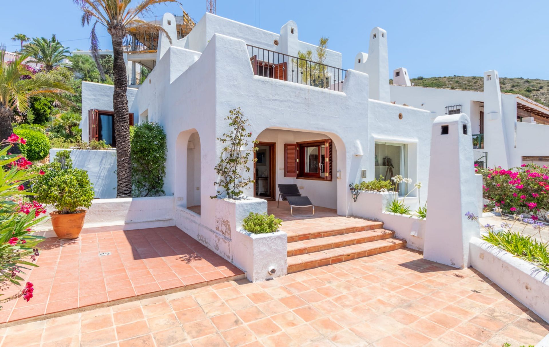 Willa w Moraira, Alicante, Hiszpania 5 sypialni, 530 mkw. nr 95633