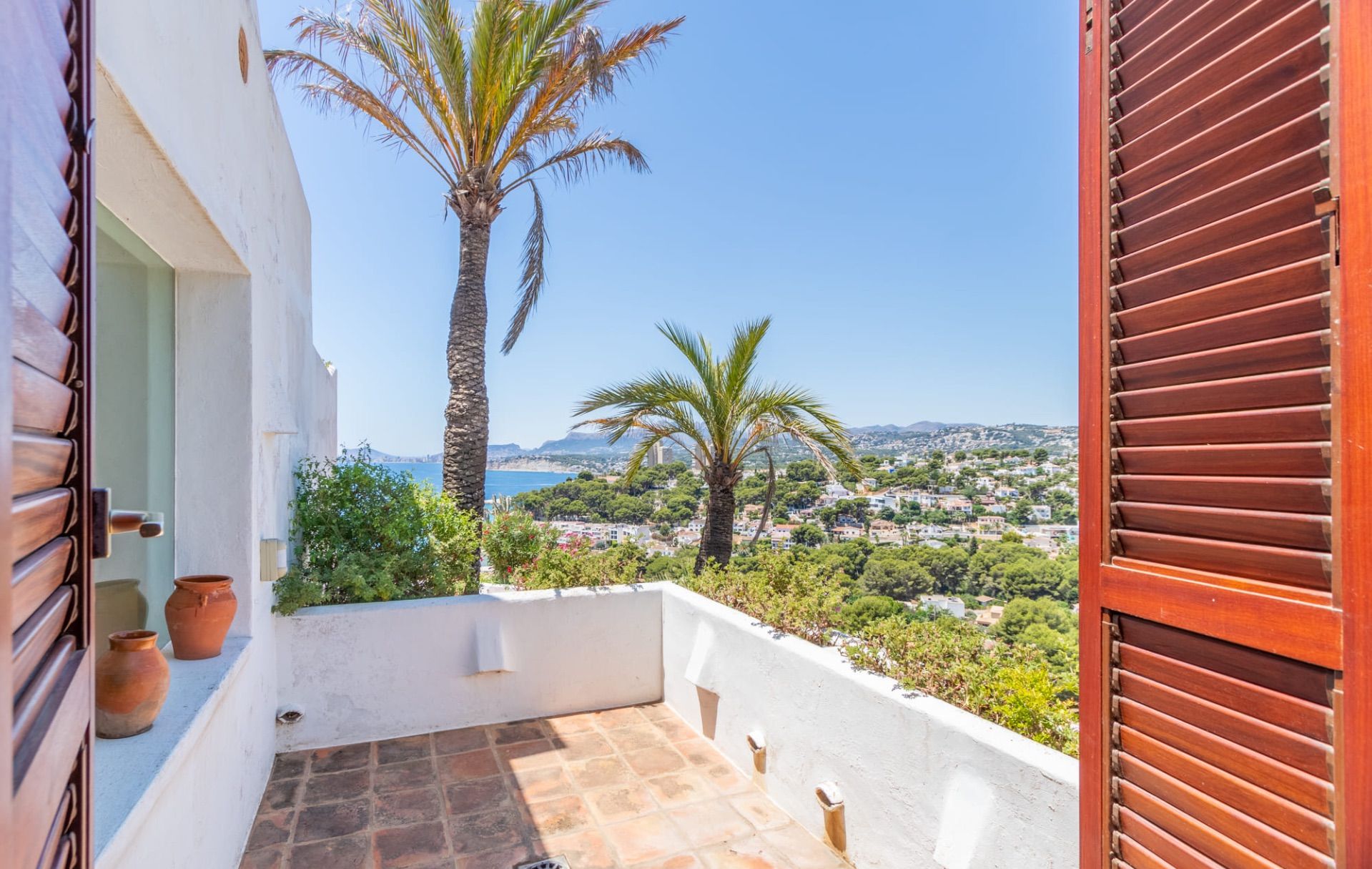 Willa w Moraira, Alicante, Hiszpania 5 sypialni, 530 mkw. nr 95633