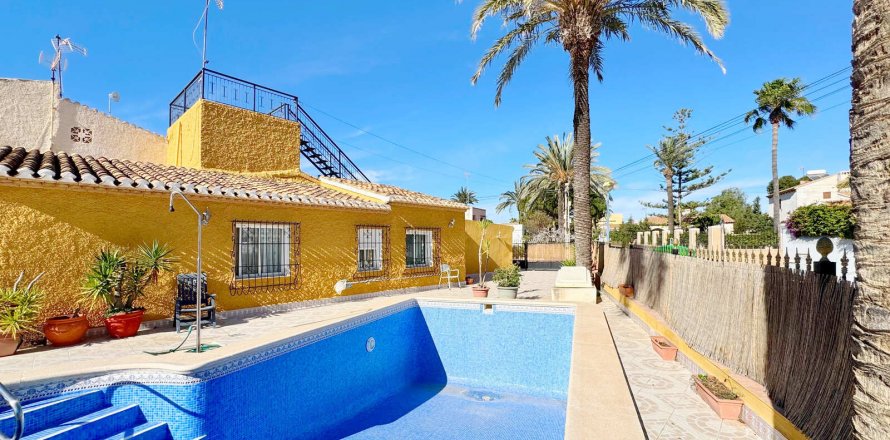 Villa Orihuela, Alicante, Spānijā 4 istabas, 104 m2 Nr. 110356