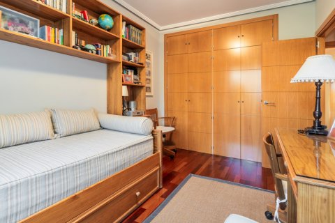 Appartamento in vendita Madrid, Spagna 4 camere da letto, 186 mq. N° 117490 - foto 11