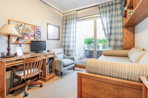 Appartamento in vendita Madrid, Spagna 4 camere da letto, 186 mq. N° 117490 - foto 10