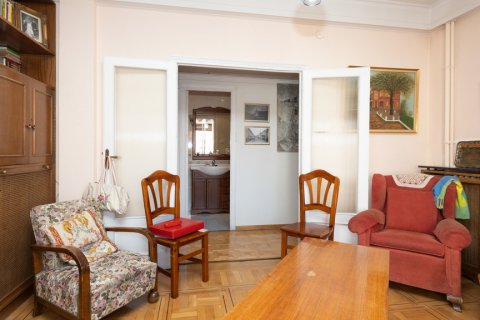 Apartment for sale Madrid, Spain 5 bedrooms, 204 sq.m. No. 117491 - photo 20