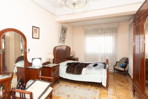 Apartment for sale Madrid, Spain 5 bedrooms, 204 sq.m. No. 117491 - photo 26