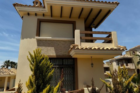 Продажа виллы в Вилламартин, Аликанте, Испания 4 спальни, 134м2 №118888 - фото 2
