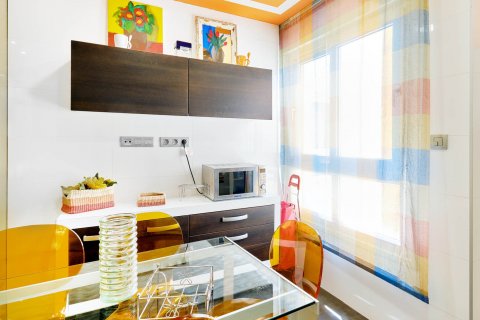 Apartamento en venta Torrevieja, Alicante, España 4 dormitorios, 185 m2 No. 118883 - foto 22