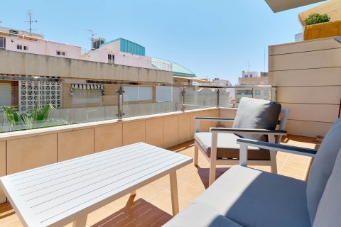Apartamento en venta Torrevieja, Alicante, España 4 dormitorios, 185 m2 No. 118883 - foto 14