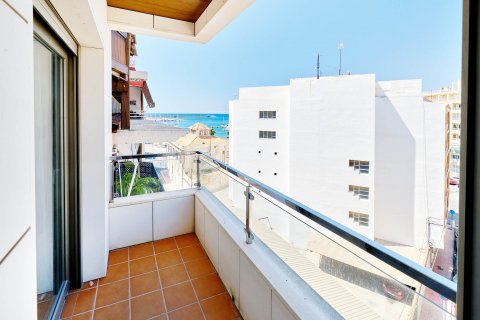 Apartamento en venta Torrevieja, Alicante, España 4 dormitorios, 185 m2 No. 118883 - foto 12