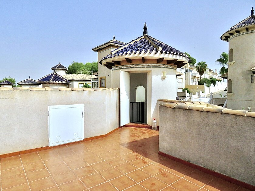 Huvila Urbanizacion Las Filipinas, Alicante, Espanja 3 makuuhuonetta, 208 m2 No. 103474