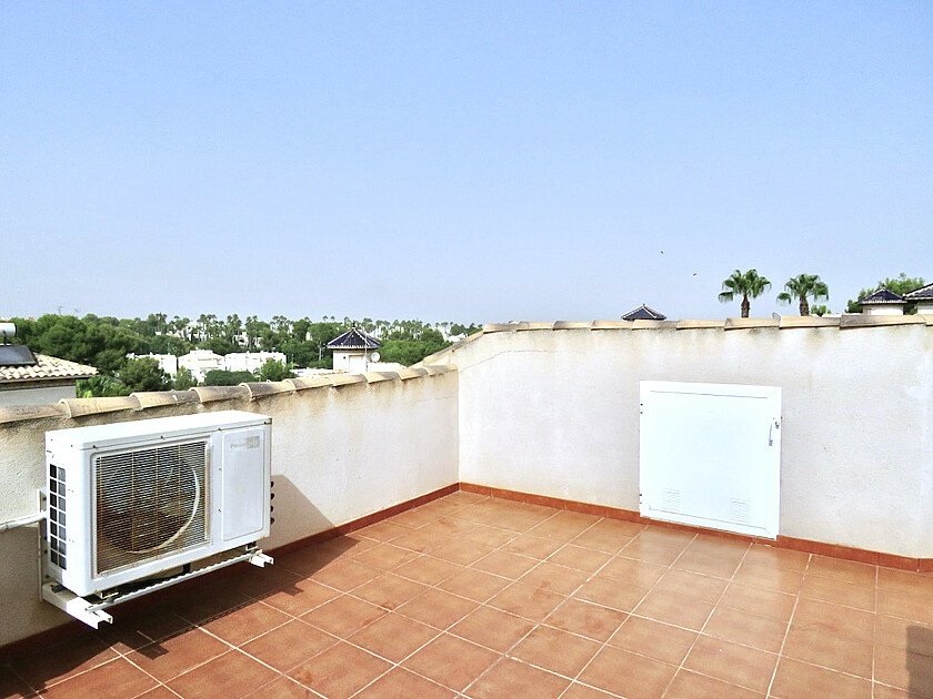 Huvila Urbanizacion Las Filipinas, Alicante, Espanja 3 makuuhuonetta, 208 m2 No. 103474