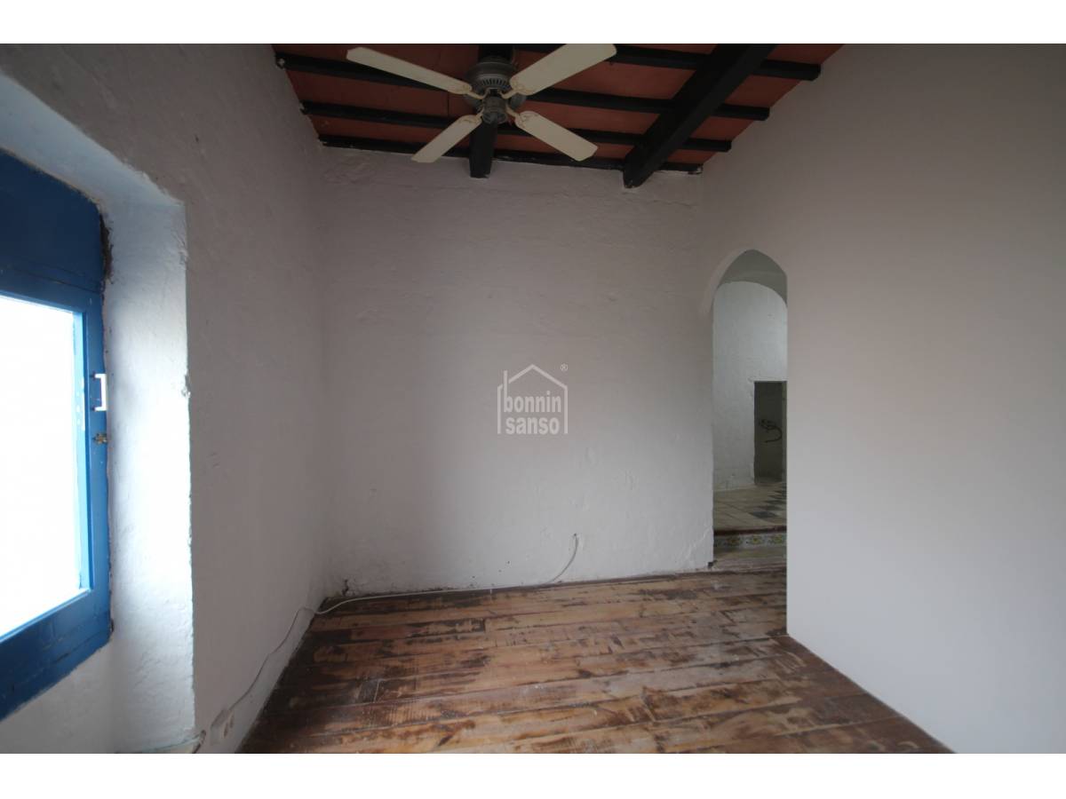 Bar/ristorante a Es Castell, Menorca, Spagna 5 camere da letto, 730 mq. N° 90919