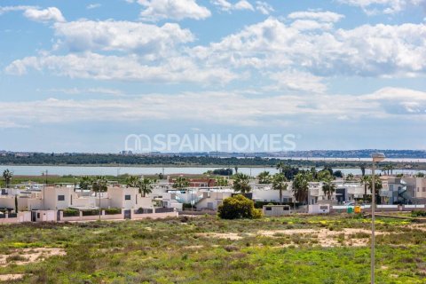 Villa till salu i Los Montesinos, Alicante, Spanien 3 sovrum, 116 kvm. Nr. 48906 - foto 30