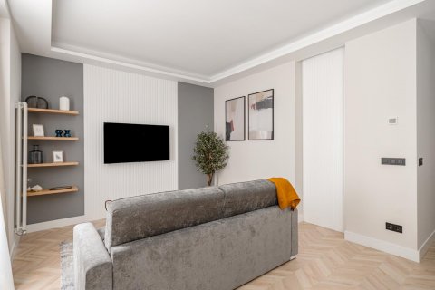Apartment for sale Madrid, Spain 3 bedrooms, 116 sq.m. No. 89122 - photo 5