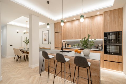 Apartment for sale Madrid, Spain 3 bedrooms, 116 sq.m. No. 89122 - photo 10