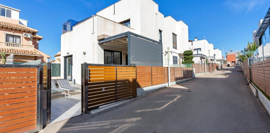 Villa i Torrevieja, Alicante, Spanien 5 sovrum, Nr. 114958