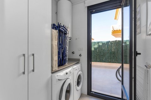 Villa for sale in Torrevieja, Alicante, Spain 5 bedrooms, No. 114958 - photo 21