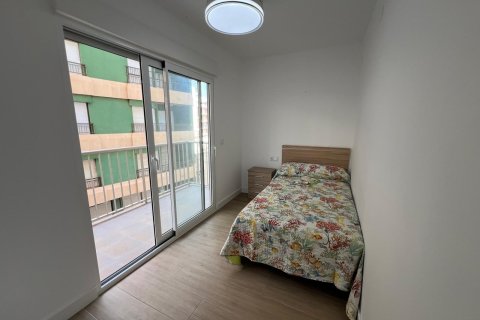 Apartment à vendre à Torrevieja, Alicante, Espagne, 4 chambres, 140 m2 No. 84774 - photo 22