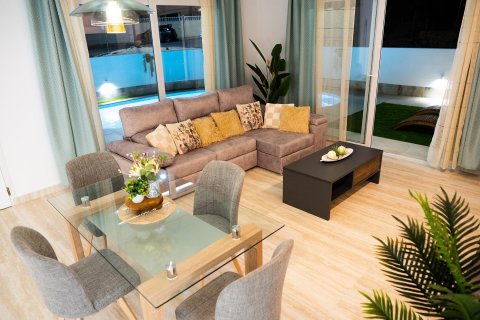 Villa en venta Alicante, España 5 dormitorios, 229 m2 No. 112078 - foto 12