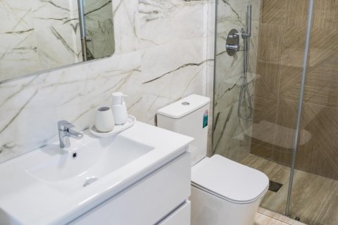 Villa en venta Alicante, España 5 dormitorios, 229 m2 No. 112078 - foto 23