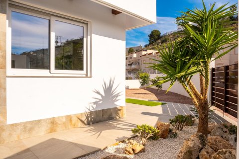 Villa en venta Alicante, España 5 dormitorios, 229 m2 No. 112078 - foto 3