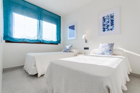 Bungalowi myytävänä Torrevieja, Alicante, Espanja, 3 makuuhuonetta, 70 m2 No. 112080 - kuva 14