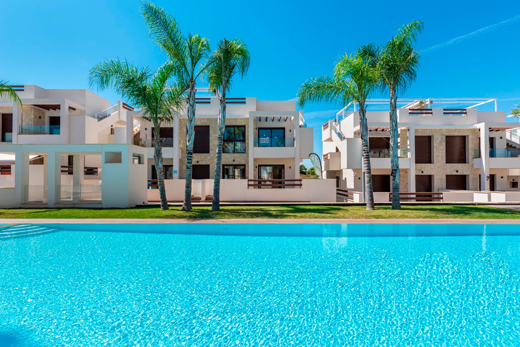 Bungalow in Torrevieja, Alicante, Spain 3 bedrooms, 71 sq.m. No. 112080