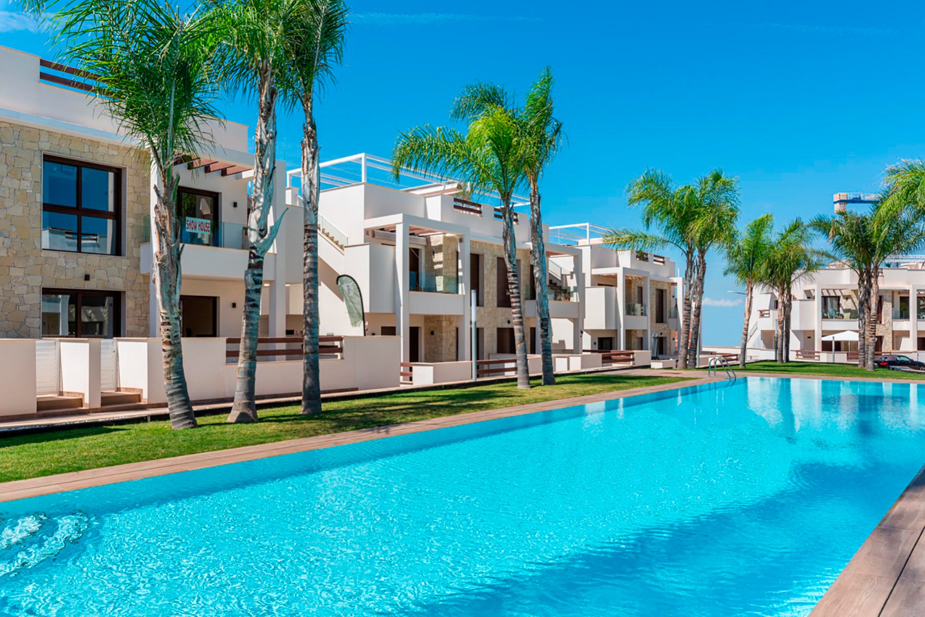 Bungalow in Torrevieja, Alicante, Spain 3 bedrooms, 71 sq.m. No. 112080