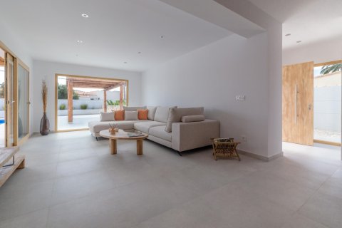 Villa for sale Torrevieja, Alicante, Spain 4 bedrooms, 190 sq.m. No. 114743 - photo 4