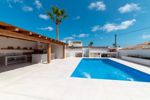 Villa for sale Torrevieja, Alicante, Spain 4 bedrooms, 190 sq.m. No. 114743 - photo 19