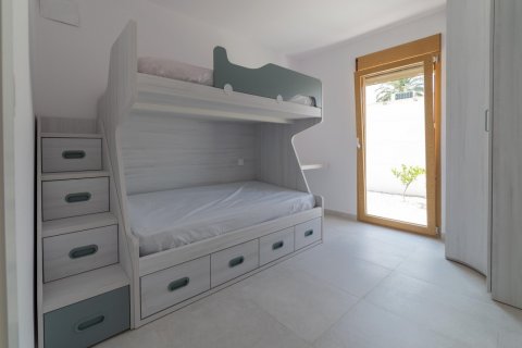 Villa for sale Torrevieja, Alicante, Spain 4 bedrooms, 190 sq.m. No. 114743 - photo 16