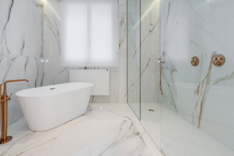 Apartment for sale Madrid, Spain 4 bedrooms, 462 sq.m. No. 107619 - photo 21