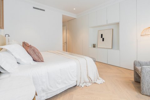 Apartment for sale Madrid, Spain 4 bedrooms, 462 sq.m. No. 107619 - photo 18