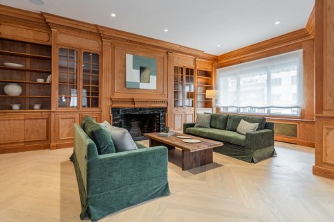 Apartment for sale Madrid, Spain 4 bedrooms, 462 sq.m. No. 107619 - photo 3