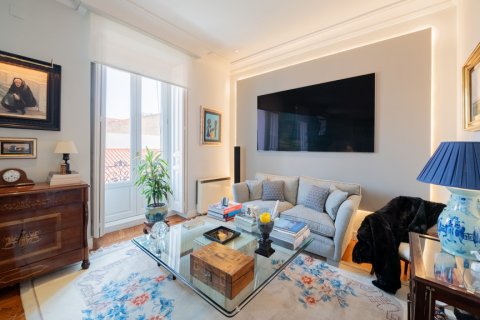 Продажа квартиры в Мадрид, Испания 2 спальни, 166м2 №117536 - фото 8